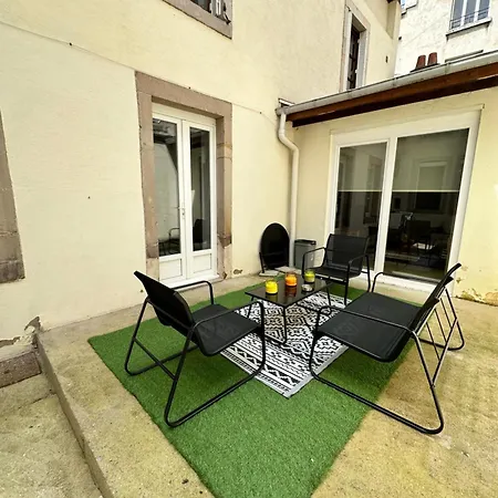Apartamento Hyper Centre, Place Des Vosges T2 Avec Terrasse Et Salon De Jardin.